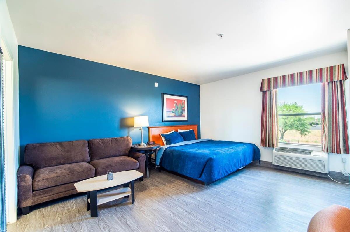 Vistas 107- Modern Studio Sleeps 3 With Style Sierra Vista Kültér fotó